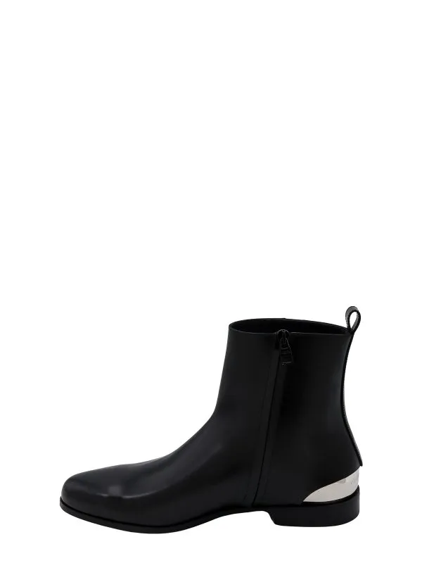 Alexander Mcqueen Leather boots