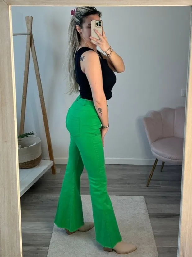 Jeans verde fluo a zampa