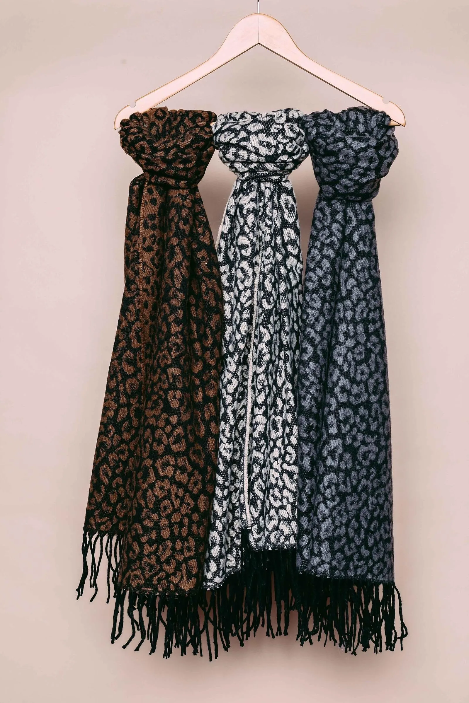 Leopard Jacquard Scarf