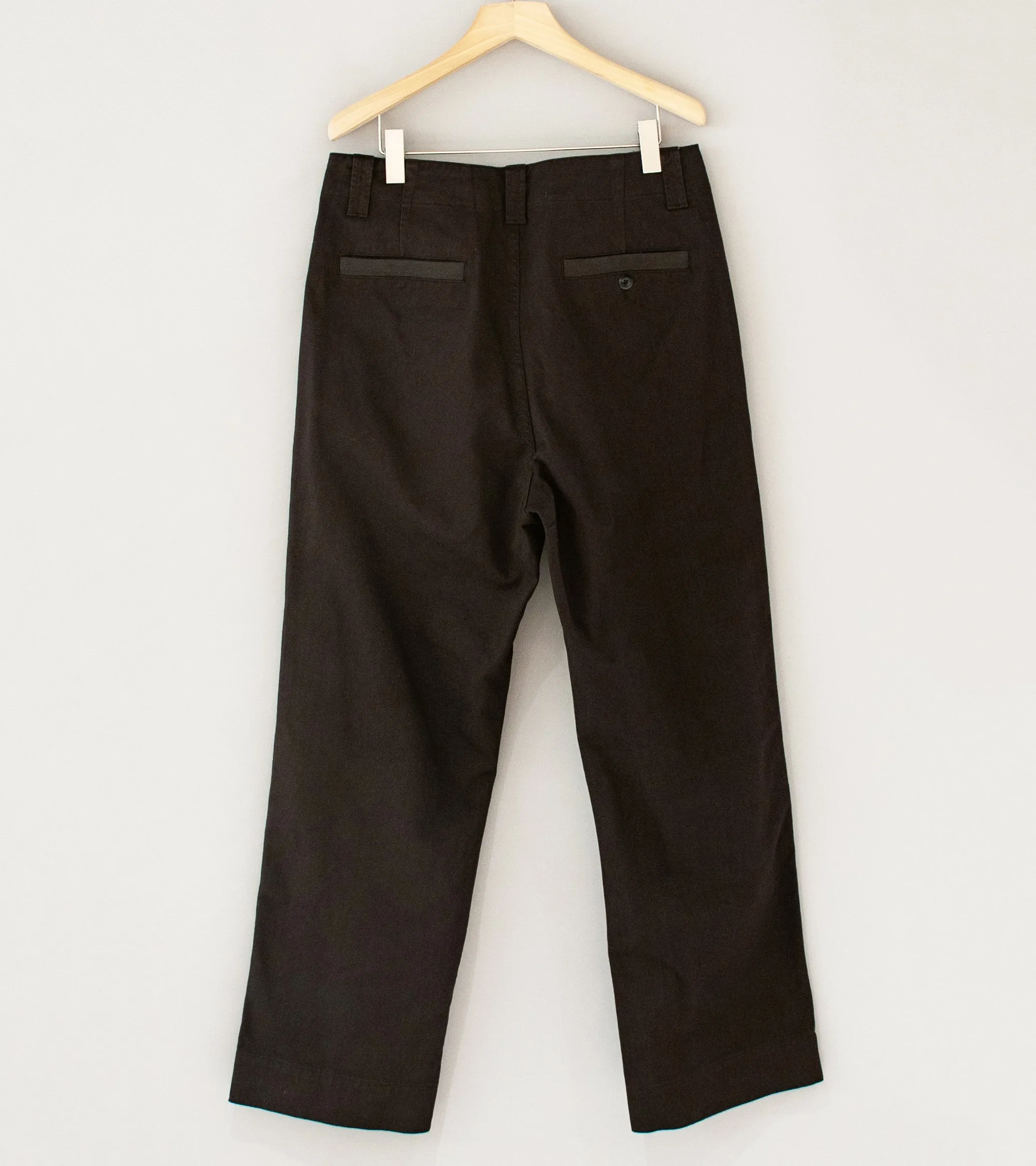 Margaret Howell 'MHL Straight Leg Chino' (Ebony Soft Cotton Drill)