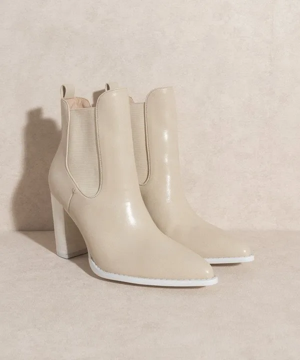 Oasis Society Esmee Chelsea Boot Heel