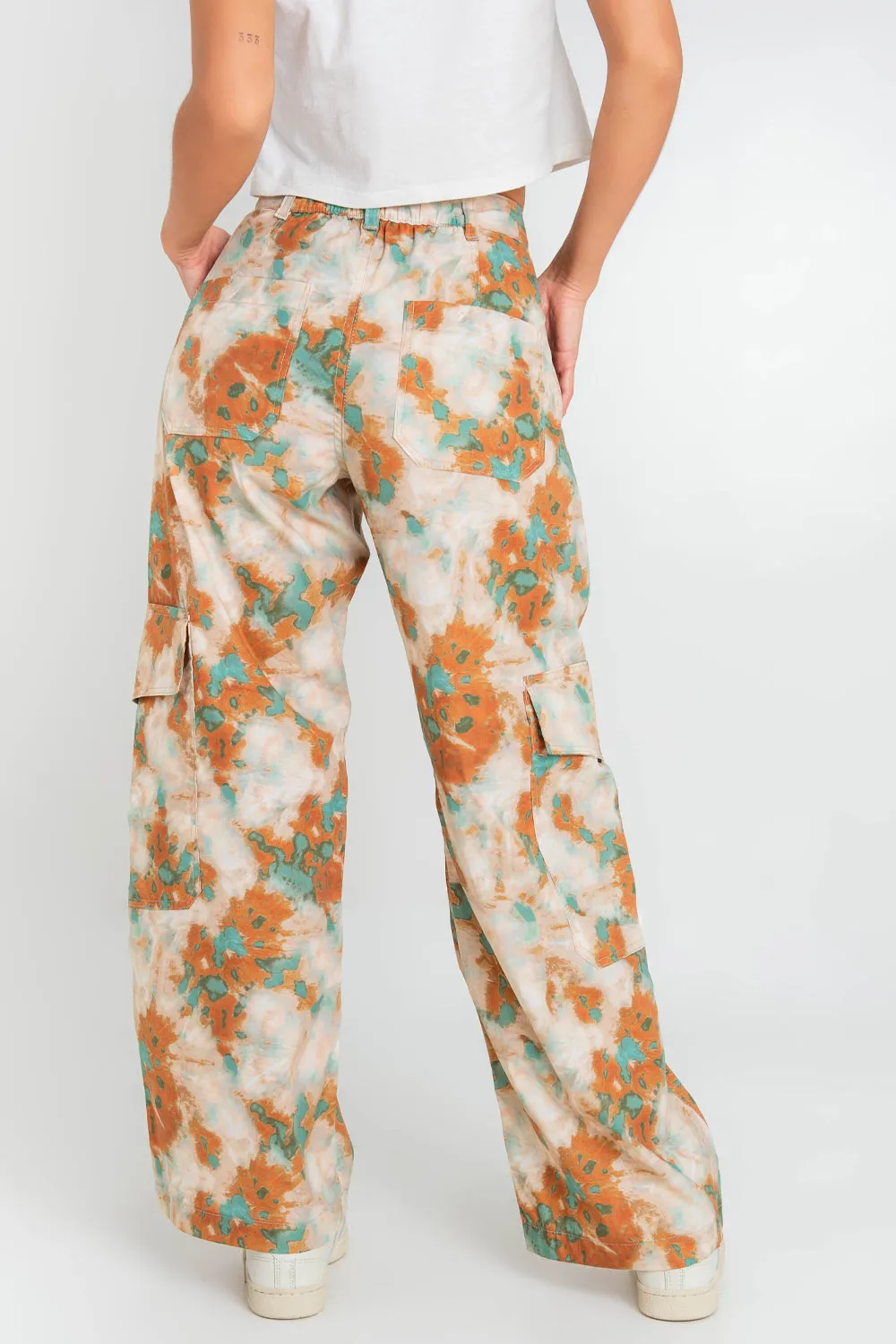 Pantalón cargo estampado wide leg fit