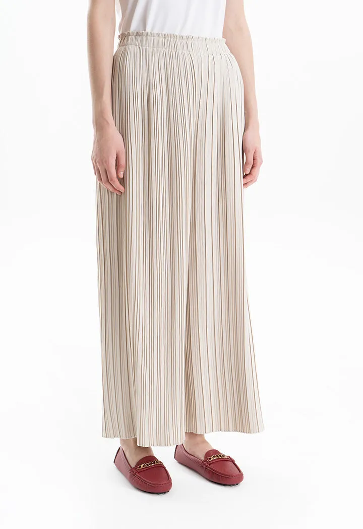 Pleated Wide Leg Solid Trouser