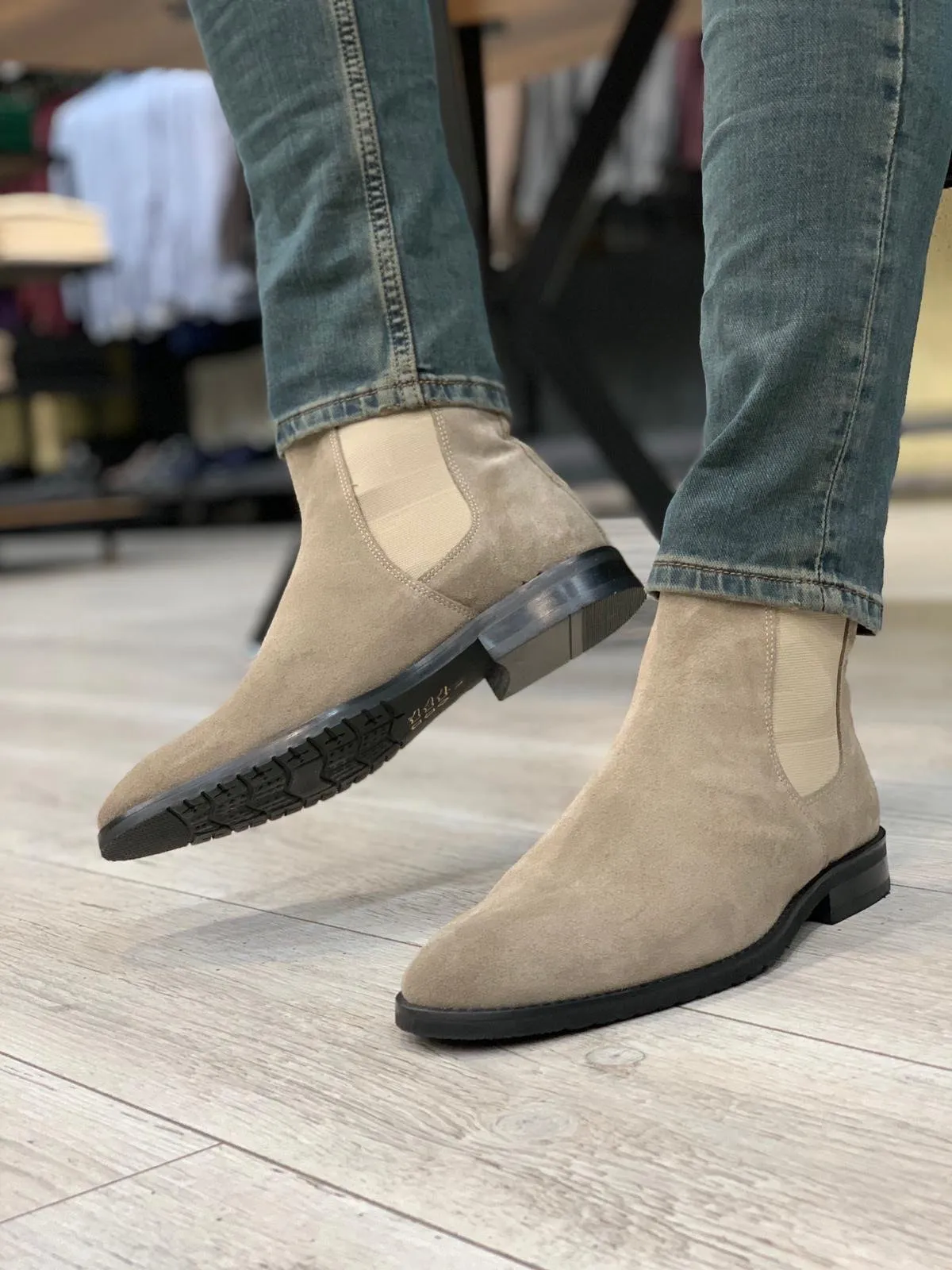 Suade Leather Chelsea Boots Cream