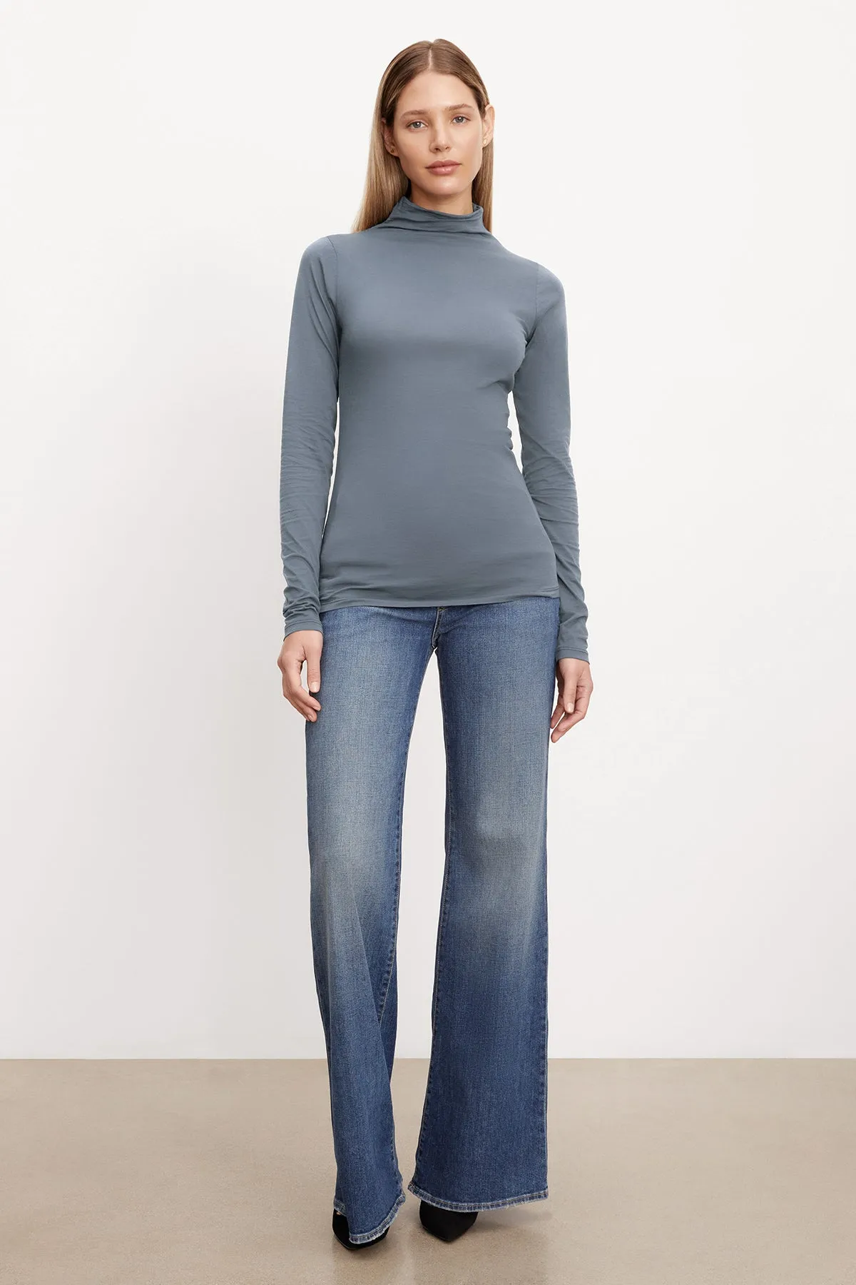 TALISIA GAUZY WHISPER FITTED MOCK NECK TEE